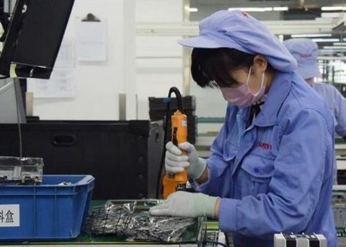 新一期LPR下行 精準滴灌助力降成本，金融戰疫穩固實體經濟
